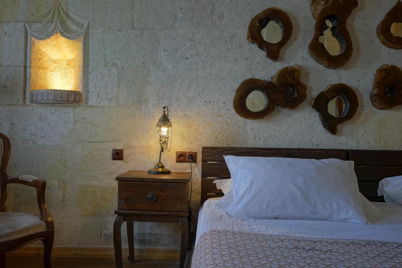 Eyes Of Cappadocia Cave Hotel Uchisar Exterior foto