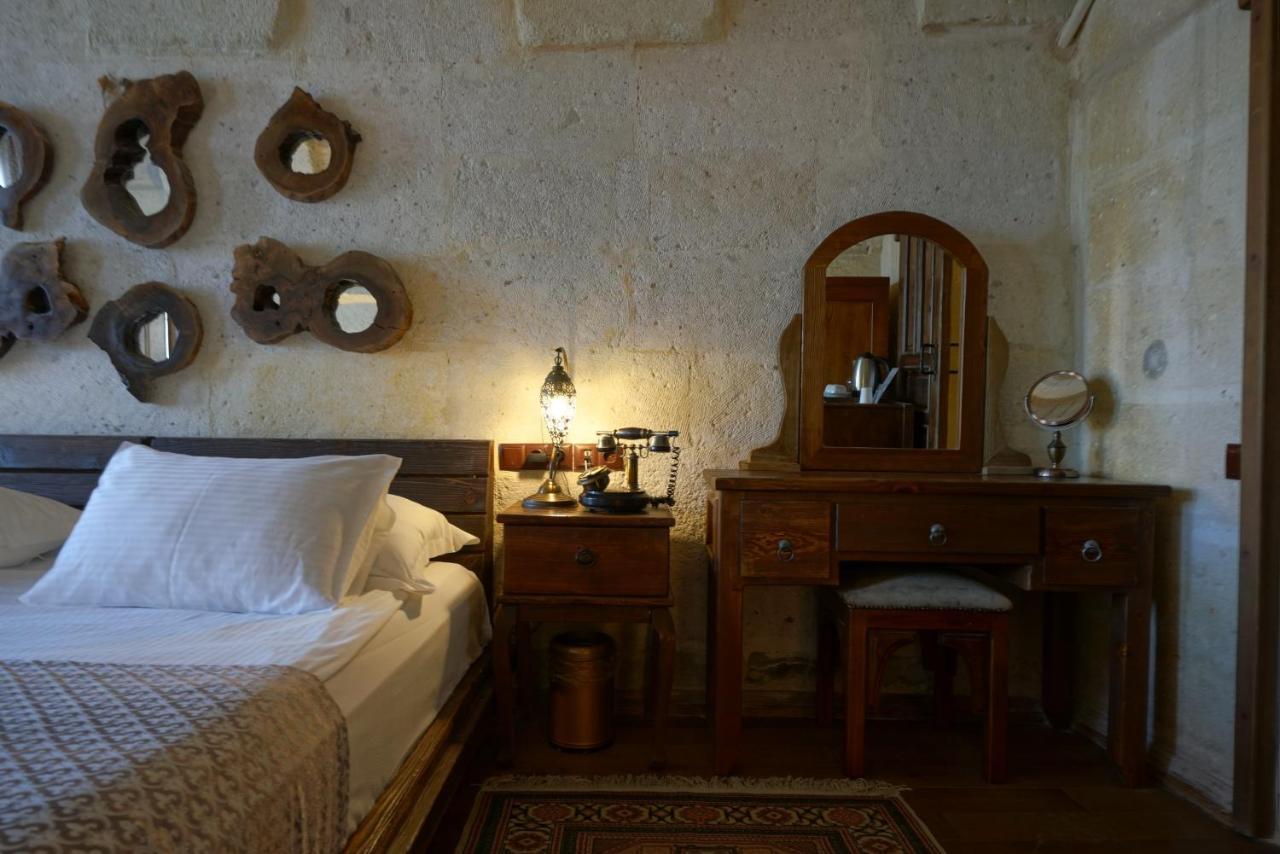 Eyes Of Cappadocia Cave Hotel Uchisar Exterior foto